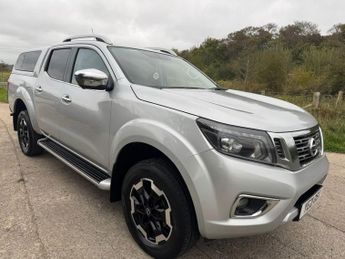 NISSAN NAVARA 2.3 dCi Tekna Pickup Double Cab 4dr Diesel Auto 4WD Euro 6 (190 