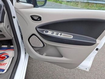 RENAULT ZOE 22kWh Dynamique Nav Hatchback 5dr Electric Auto (Battery Lease) 