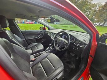 VAUXHALL ASTRA 1.4i Turbo Elite Hatchback 5dr Petrol Auto Euro 6 (s/s) (150 ps)