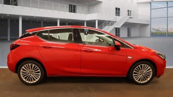 VAUXHALL ASTRA 1.4i Turbo Elite Hatchback 5dr Petrol Auto Euro 6 (s/s) (150 ps)