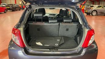 TOYOTA YARIS 1.33 Dual VVT-i SR Hatchback 5dr Petrol Multidrive S Euro 5 (101