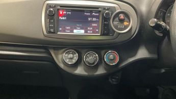 TOYOTA YARIS 1.33 Dual VVT-i SR Hatchback 5dr Petrol Multidrive S Euro 5 (101