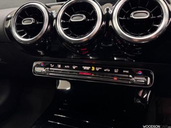 MERCEDES-BENZ A-CLASS 1.3 A200 AMG Line Hatchback 5dr Petrol 7G-DCT Euro 6 (s/s) (163