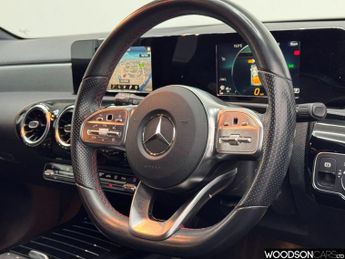 MERCEDES-BENZ A-CLASS 1.3 A200 AMG Line Hatchback 5dr Petrol 7G-DCT Euro 6 (s/s) (163