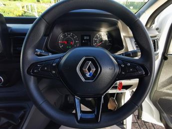 RENAULT TRAFIC 2.0 dCi Blue LL30 Business+ Panel Van 5dr Diesel Manual L2 H1 Eu
