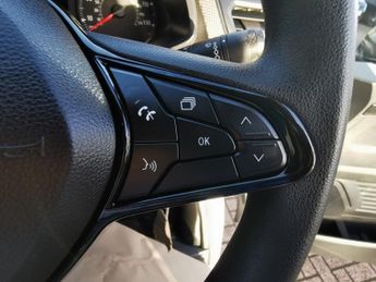 RENAULT TRAFIC 2.0 dCi Blue LL30 Business+ Panel Van 5dr Diesel Manual L2 H1 Eu