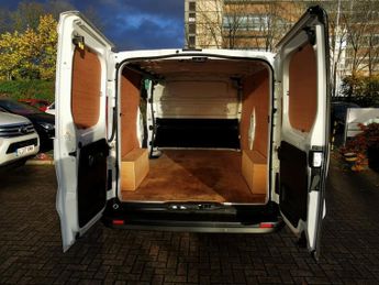 RENAULT TRAFIC 2.0 dCi Blue LL30 Business+ Panel Van 5dr Diesel Manual L2 H1 Eu