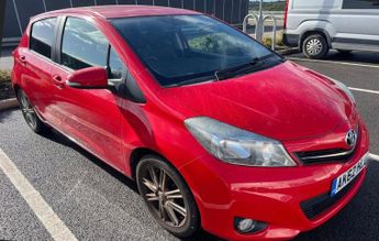 Toyota Yaris 1.33 Dual VVT-i SR Hatchback 5dr Petrol Multidrive S Euro 5 (101