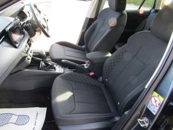 SKODA KAMIQ 1.0 TSI SE SUV 5dr Petrol Automatic DSG Euro 6 (s/s) (110 ps)