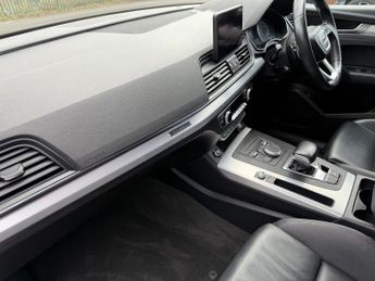 AUDI Q5 2.0 TDI Sport SUV 5dr Diesel S Tronic quattro Euro 6 (s/s) (190 