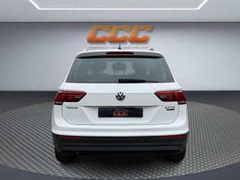 VOLKSWAGEN TIGUAN 2.0 TDI BlueMotion Tech SE Navigation SUV 5dr Diesel DSG 4Motion