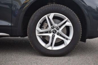 AUDI Q5 2.0 TDI 40 Sport Sportback 5dr Diesel S Tronic quattro Euro 6 (s