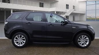 LAND ROVER DISCOVERY SPORT 2.0 TD4 SE Tech SUV 5dr Diesel Auto 4WD Euro 6 (s/s) (180 ps)