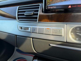 AUDI A8 3.0 TDI V6 SE Executive Saloon 4dr Diesel Tiptronic quattro Euro