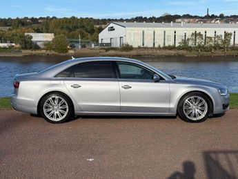 AUDI A8 3.0 TDI V6 SE Executive Saloon 4dr Diesel Tiptronic quattro Euro