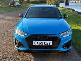 AUDI A4 AVANT 2.0 TFSI 40 Black Edition Estate 5dr Petrol S Tronic Euro 6 (s/s