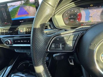 AUDI A4 AVANT 2.0 TFSI 40 Black Edition Estate 5dr Petrol S Tronic Euro 6 (s/s