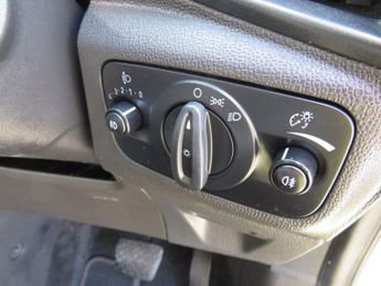 FORD ECOSPORT 1.5 Zetec SUV 5dr Petrol Powershift 2WD Euro 5 (112 ps)