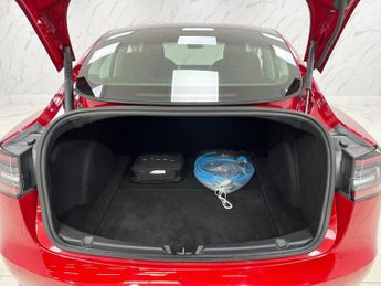 TESLA Model 3 (Dual Motor) Long Range Saloon 4dr Electric Auto 4WDE (346 ps)