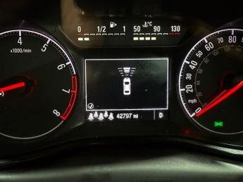VAUXHALL ZAFIRA TOURER 1.4i Turbo SRi Nav MPV 5dr Petrol Auto Euro 6 (140 ps)