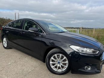 Ford Mondeo 1.6 TDCi ECOnetic Zetec Hatchback 5dr Diesel Manual Euro 5 (s/s)