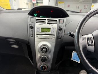 TOYOTA YARIS 1.0 VVT-i T2 Hatchback 3dr Petrol Manual (127 g/km, 67 bhp)