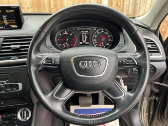 AUDI Q3 2.0 TDI SE SUV 5dr Diesel S Tronic quattro Euro 5 (s/s) (177 ps)