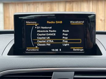 AUDI Q3 2.0 TDI SE SUV 5dr Diesel S Tronic quattro Euro 5 (s/s) (177 ps)