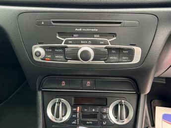 AUDI Q3 2.0 TDI SE SUV 5dr Diesel S Tronic quattro Euro 5 (s/s) (177 ps)