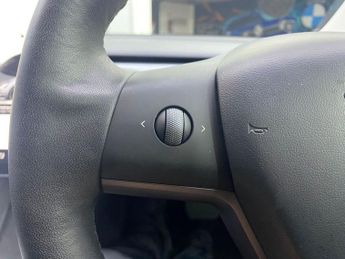 TESLA Model 3 (Dual Motor) Long Range Saloon 4dr Electric Auto 4WDE (346 ps)