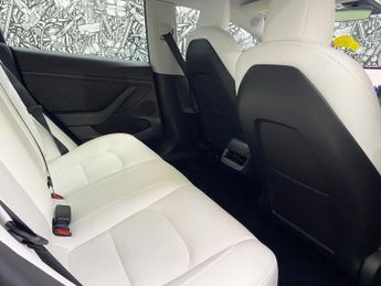 TESLA Model 3 (Dual Motor) Long Range Saloon 4dr Electric Auto 4WDE (346 ps)