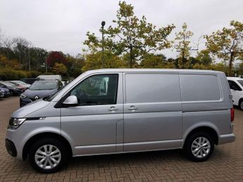 VOLKSWAGEN TRANSPORTER 2.0 TDI T30 Highline Panel Van 5dr Diesel DSG FWD SWB Euro 6 (s/