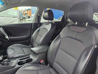KIA NIRO 1.6h GDi 2 SUV 5dr Petrol Hybrid DCT Euro 6 (s/s) (139 bhp)