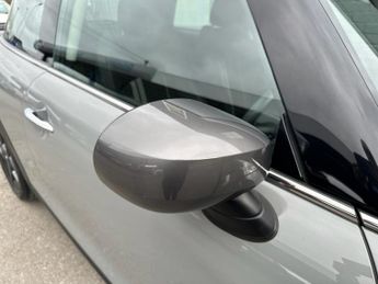 MINI Electric Hatch Cooper SE 32.6kWh Level 1 Hatchback 3dr Electric Auto (184 ps)