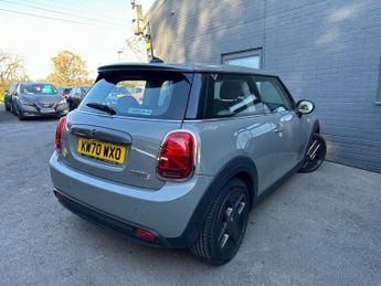 MINI Electric Hatch Cooper SE 32.6kWh Level 1 Hatchback 3dr Electric Auto (184 ps)