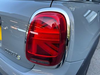 MINI Electric Hatch Cooper SE 32.6kWh Level 1 Hatchback 3dr Electric Auto (184 ps)