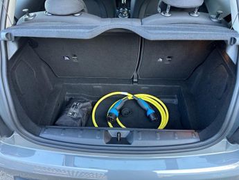 MINI Electric Hatch Cooper SE 32.6kWh Level 1 Hatchback 3dr Electric Auto (184 ps)