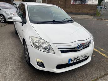 TOYOTA AURIS 1.8 VVT-h T SPIRIT 1.8 HYBRID AUTOMATIC 5DR HATCHBACK PETROL HYB