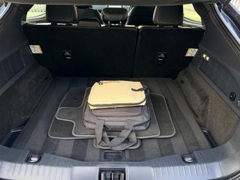 FORD MUSTANG MACH-E Standard Range 70kWh SUV 5dr Electric Automatic (269 ps)