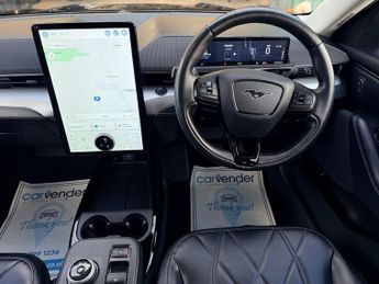 FORD MUSTANG MACH-E Standard Range 70kWh SUV 5dr Electric Automatic (269 ps)