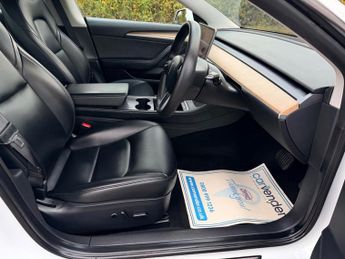 TESLA Model 3 Standard Range Plus Saloon 4dr Electric Auto RWD (241 bhp)