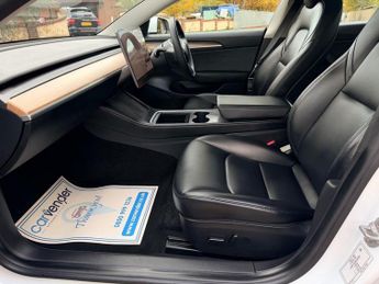 TESLA Model 3 Standard Range Plus Saloon 4dr Electric Auto RWD (241 bhp)