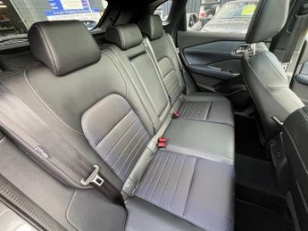 NISSAN QASHQAI 1.3 DIG-T MHEV Tekna SUV 5dr Petrol Hybrid XTRON Euro 6 (s/s) (1