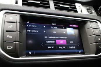 LAND ROVER RANGE ROVER EVOQUE 2.0 TD4 SE Tech SUV 5dr Diesel Auto 4WD Euro 6 (s/s) (180 ps)