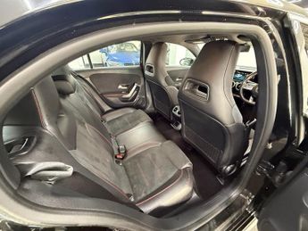 MERCEDES-BENZ A-CLASS 1.3 A200 AMG Line (Executive) Hatchback 5dr Petrol 7G-DCT Euro 6