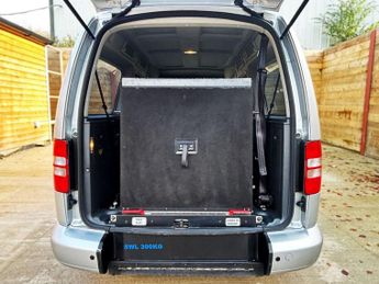 VOLKSWAGEN CADDY MAXI LIFE 5 Seat Auto Wheelchair Accessible Disabled Access Vehicle WAV