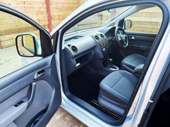 VOLKSWAGEN CADDY MAXI LIFE 5 Seat Auto Wheelchair Accessible Disabled Access Vehicle WAV