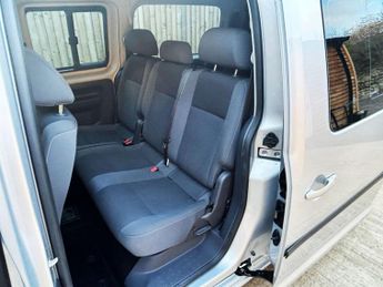 VOLKSWAGEN CADDY MAXI LIFE 5 Seat Auto Wheelchair Accessible Disabled Access Vehicle WAV