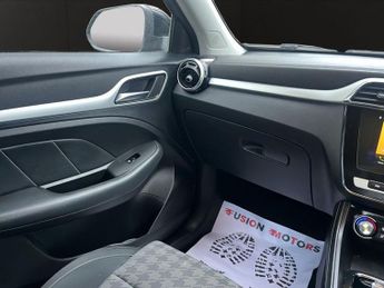 MG MG ZS 44.5kWh Excite SUV 5dr Electric Auto (143 ps)