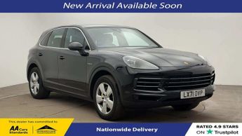 Porsche Cayenne 3.0 V6 E-Hybrid 17.9kWh SUV 5dr Petrol Plug-in Hybrid TiptronicS